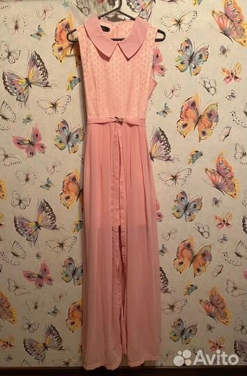 Розовое платье