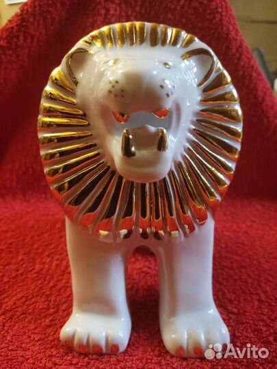 Вербилки Лев Златогривый, Влюбленные Олени