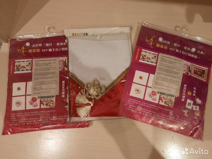 Набор для вышивания атласными лентами