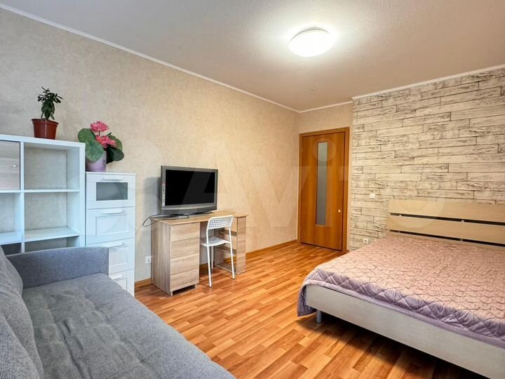 1-к. квартира, 35,7 м², 1/10 эт.