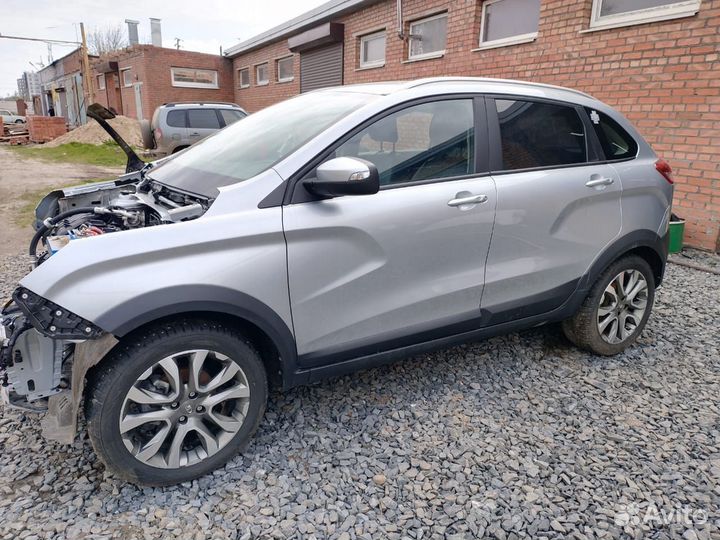 В разборе Лада X-Ray Cross 15-23 г. на бу Запчасти