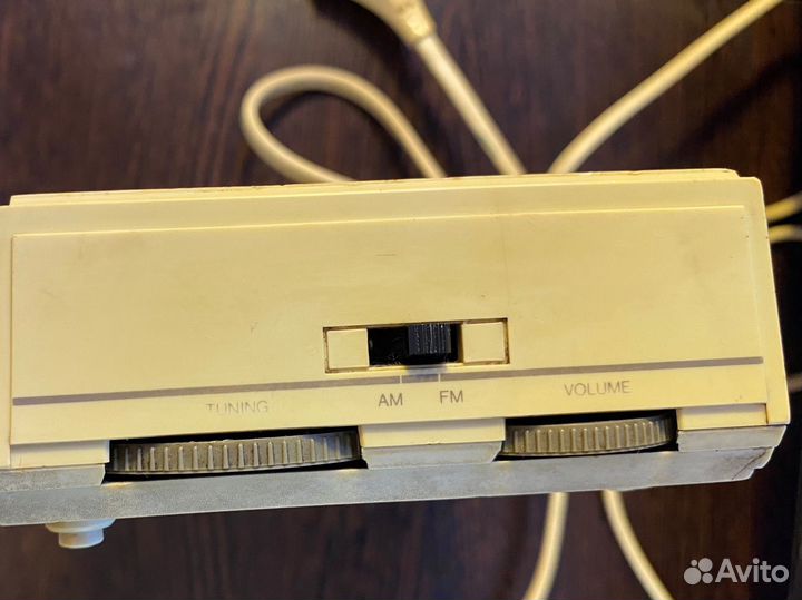 Philips electronic clock radio d 3040