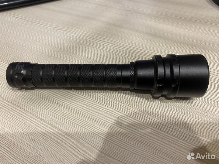 Фонарь для подводной охоты 1000 люмен б/у