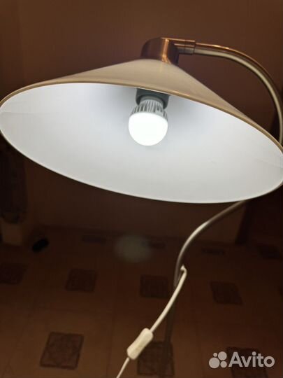 Торшер напольный