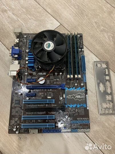 Материнская плата с процессором