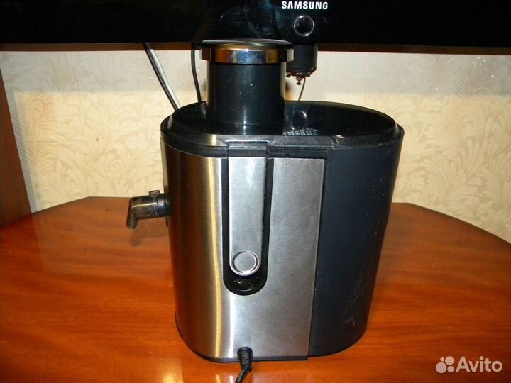 Соковыжималка BBK JC 060-H02