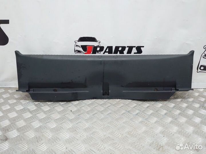 Накладка замка багажника Mitsubishi Lancer X (2007