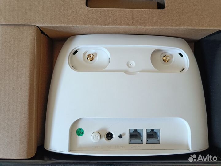 Антенна 3G/4G + Wi-Fi роутер Tenda 4G03 + кабель