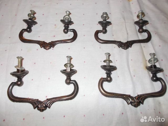 Ручки мебельные старинные. 40 шт