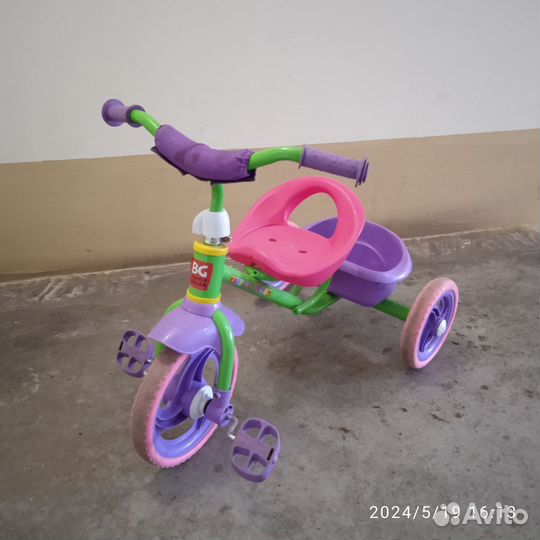 Велосипед трёхколёсный для девочки 3-4г