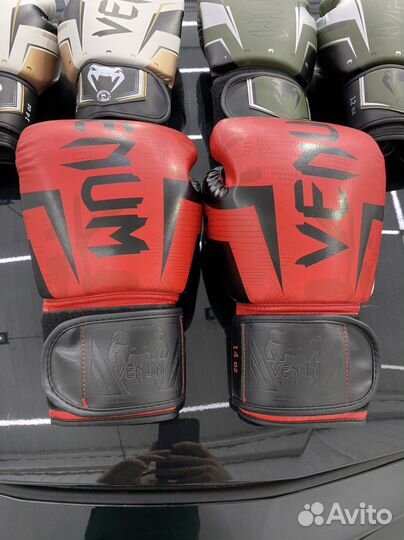 Перчатки боксерские,защита голени,шлем,рашгарды,шо