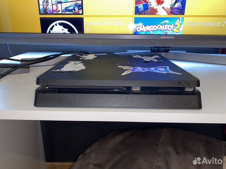 Sony playstation 4 slim с играми 1tb