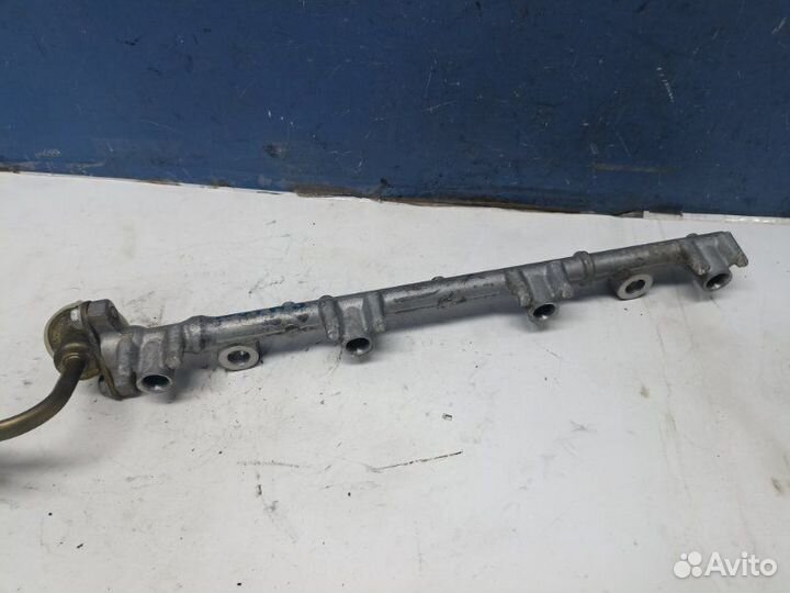 Рампа топливная Toyota Rav 4 ACA20 2.0 1azfe 4WD