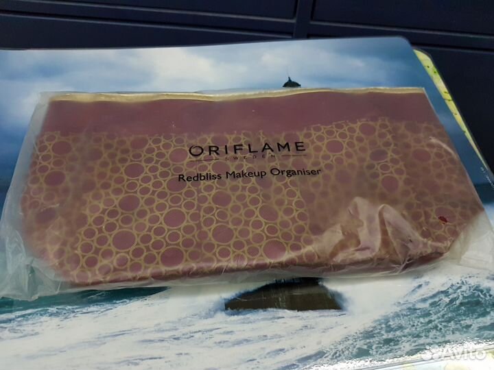 Новый в упаковке органайзер орифлейм для косметики