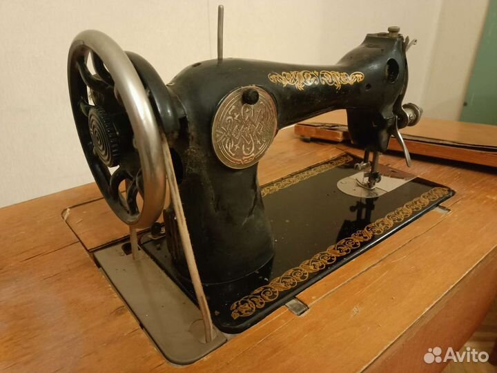 Швейная машина под Зингер ножная Подольск