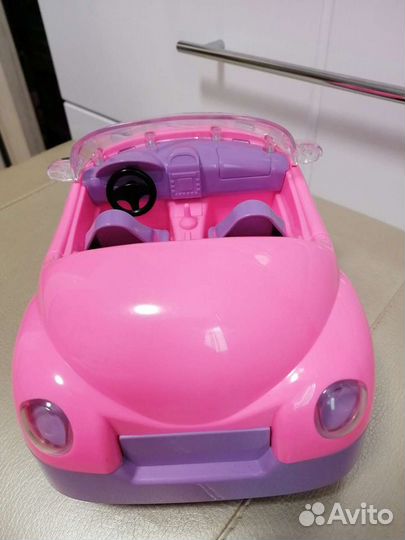 Игрушечный автомобиль для девочек