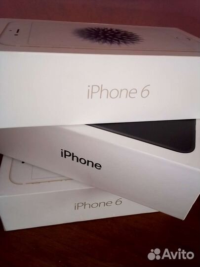 Коробка от iPhone