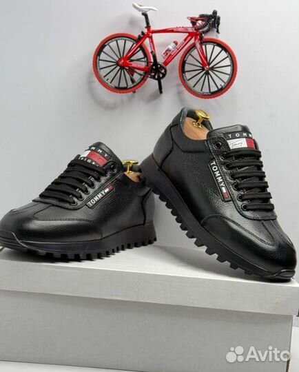 Кроссовки Tommy Hilfinger стильные