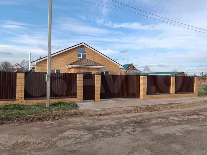 Дом 180 м² на участке 7,8 сот.