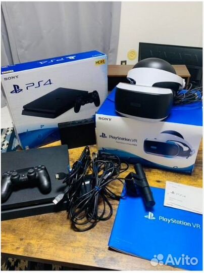 Sony playstation 4 slim 500gb + VR второй ревизии
