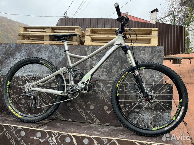 Giant reign x 2009