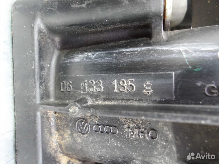 Коллектор впускной Volkswagen Passat B6 06D133185S