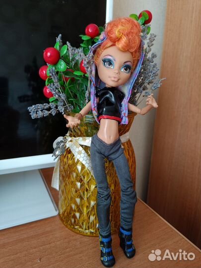 Кукла монстер хай хоулин
