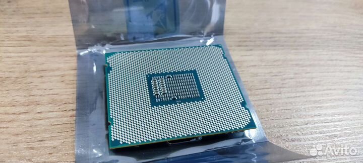 Процессор Intel Core i7-7800 серии X
