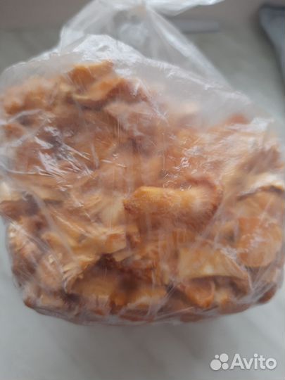 Грибы лисички замороженные