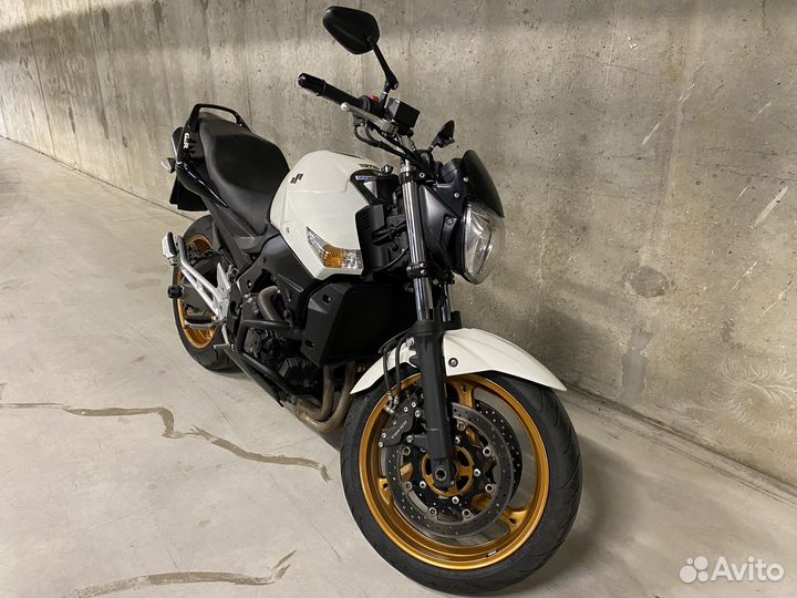 Suzuki GSR 400 2013 abs