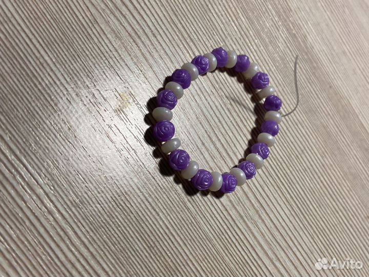 Браслет из бисера
