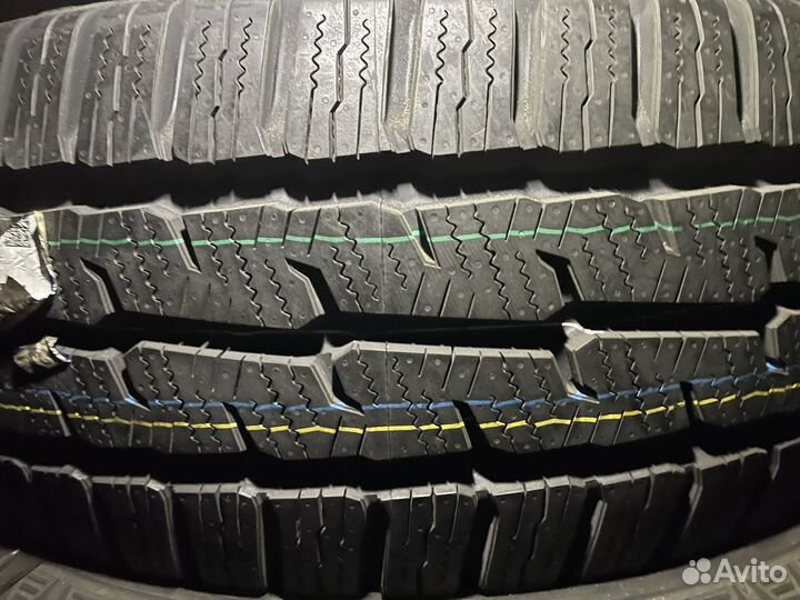 Toyo Observe Van 235/65 R16C 121T