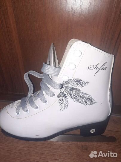 Коньки фигурные детские 32 размер