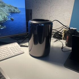 Mac pro 2013 10-core 64gb D500