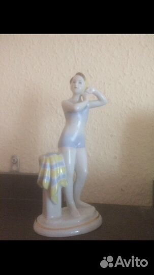 Купальщица фарфор
