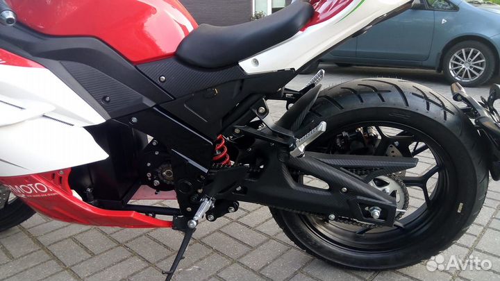 Эксклюзивный электробайк Kawasaki