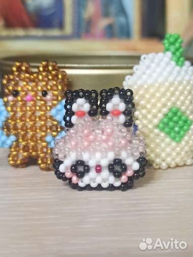 Фигурка из бисера,заяц 