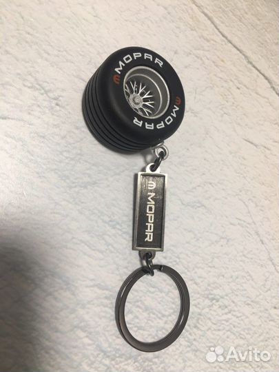 Брелок для ключей mopar