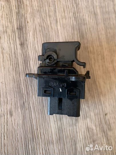 Кнопка заднего стекло подъемника Kia Soul