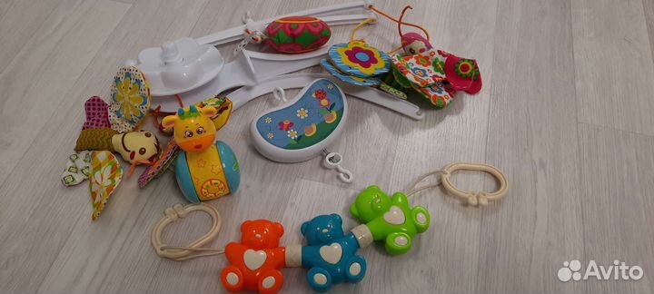Игрушки для малышей пакетом