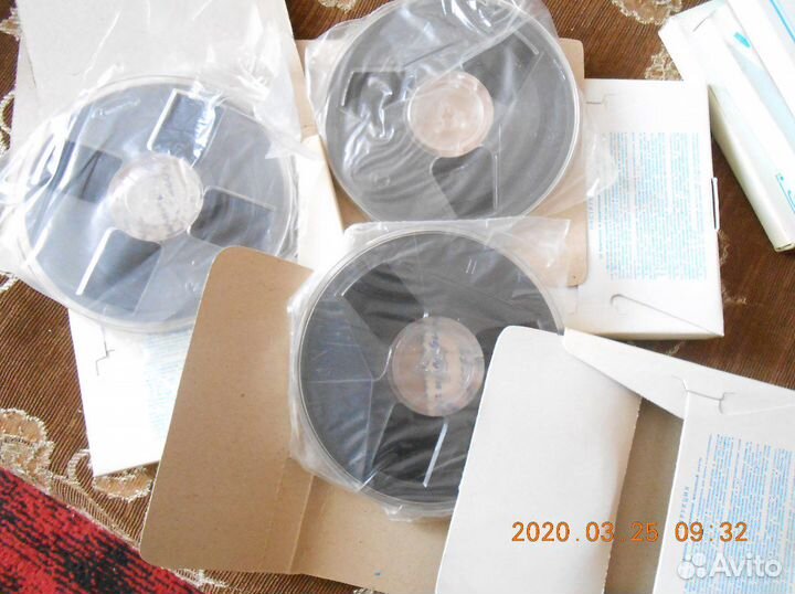 Катушки, бобины 375метров с записями