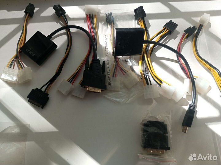 Переходники molex, SATA, cpu, dvi-d, VGA,hdmi