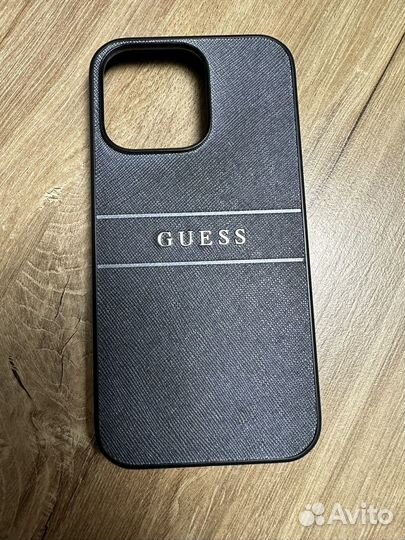 Чехол на iPhone 13 pro guess