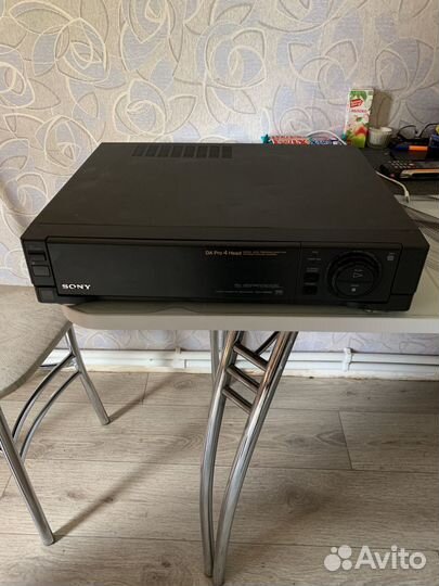 Видеомагнитофон sony