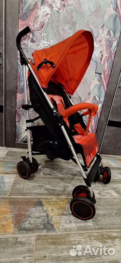Прогулочная коляска трость