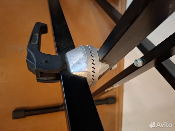 Стойка для клавишных proel