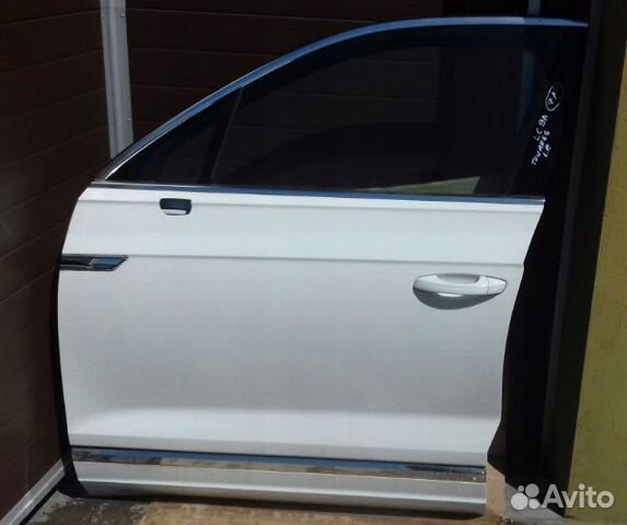 Дверь левая передняя VW touareg 3 краска: LC9A