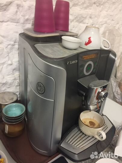 Кофемашина Saeco