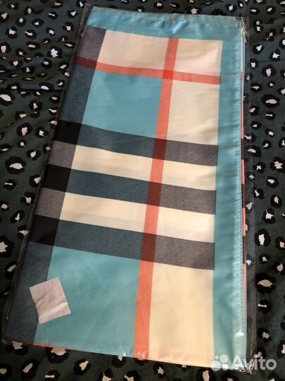 Шелковый женский платок