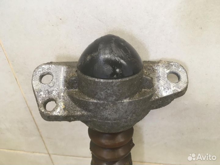 Амортизатор задний Golf V 2003-2009